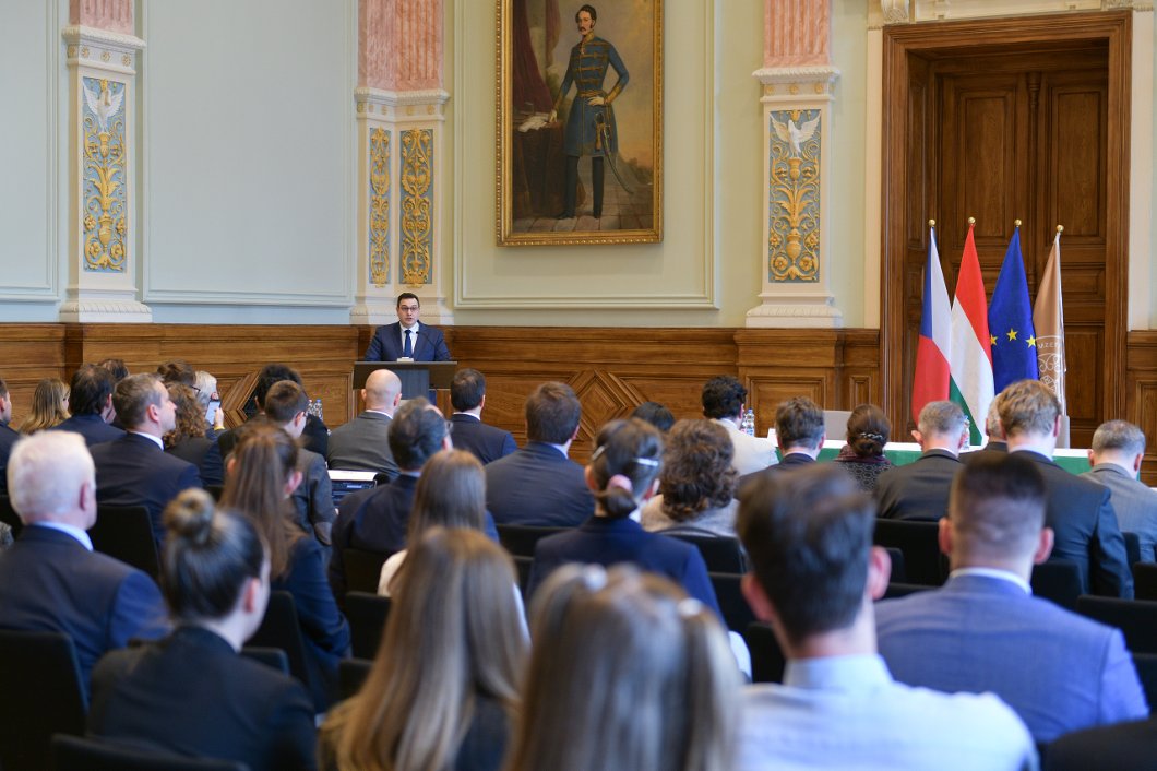 Projev ministra zahraničí při bilaterální návštěvě Maďarska na Univerzitě v Ludovice