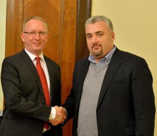 Přijetí velvyslance Tomáše Pernického místopředsedou Parlamentu Gruzie panem Sergim Kapanadzem
