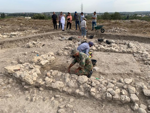 Czech archaeologists in Syria's Tell Al-Shamiya