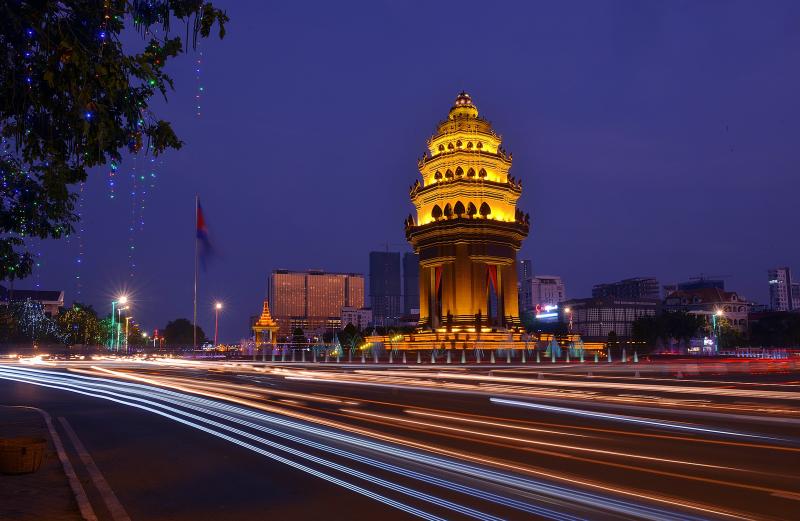 phnom_penh_independence_monument