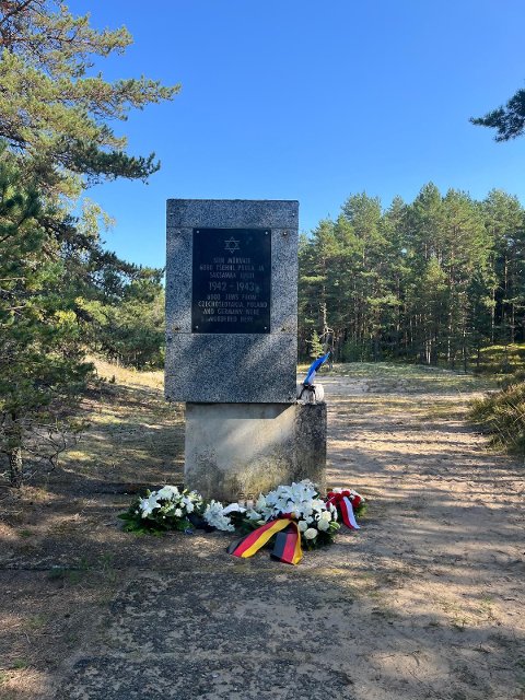 Laying of wreaths