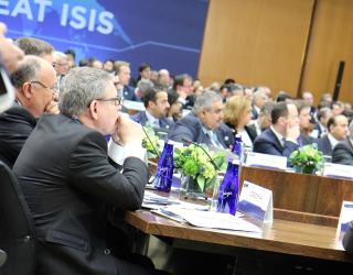  Ministr Zaorálek na jednání koalice proti tzv. islámskému státu. 