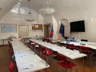 Ministerstvo zahraničí zahájilo projekt školení konzulárních pracovníků