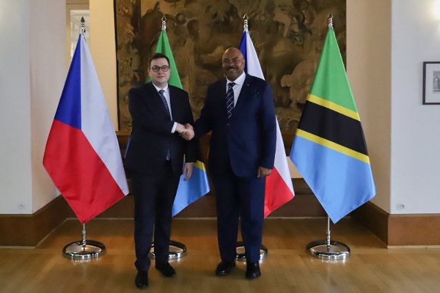 Minister Lipavský Held Talks with his Tanzanian Counterpart
