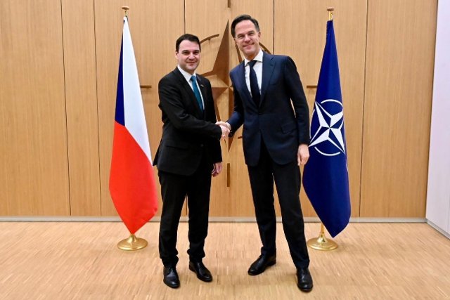 Ministr Macinka na první Radě ministrů