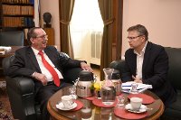 Náměstek sekce ekonomické a rozvojové spolupráce  Martin Tlapa přijal chargé d´affaires a.i. Kuby  Félixe Leóna