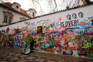 Prag - John Lennon Duvarı