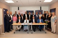 Contract signing