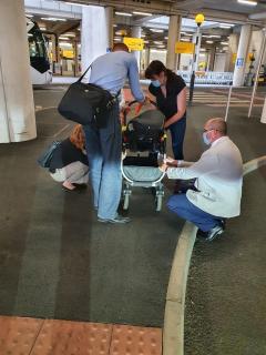 Kristián and his mother during the trasport through the airport to the hospital