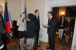 Ambassador of Germany being welcomed to the reception (foto: Hasse Ferrold) 