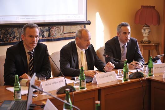 Náměstek Tomáš Dub záhájil seminář k energetice a ekonomické diplomacii