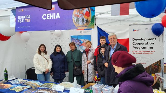Standul Ambasadei Cehiei de Ziua Europei, marcată la Chișinău