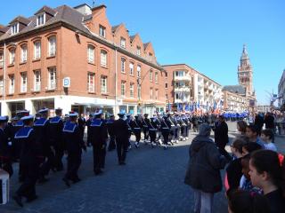 Ceremonie v Dunkerque.