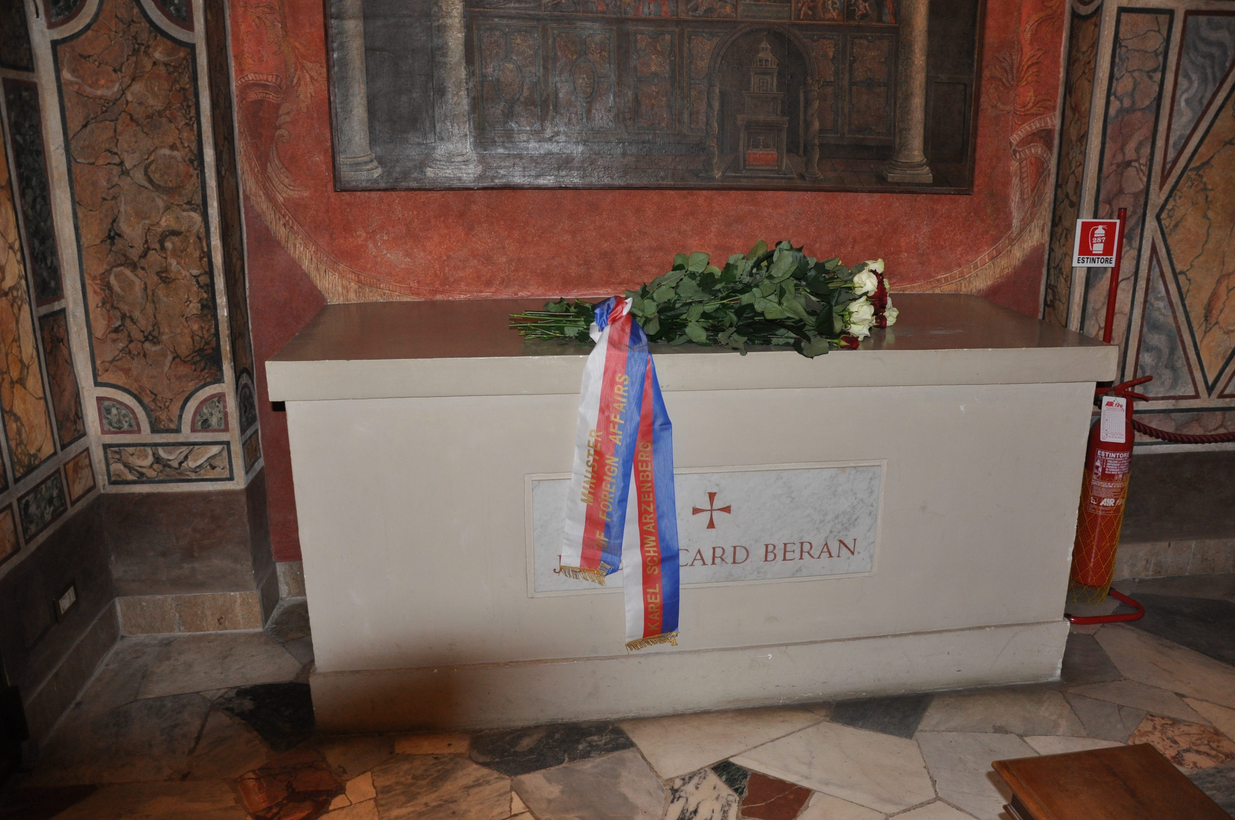 Hrob kardinála Berana