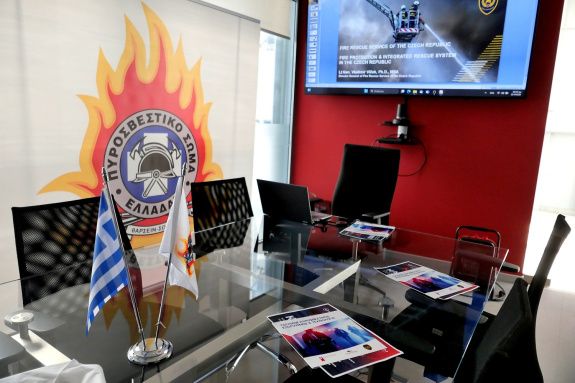 Katalog české hasičské techniky se dostal na nejpovolanější místa