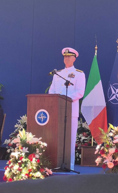 Oslava 75. výročí založení základny NATO v Giuglianu u Neapole