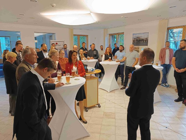Ambassador David Král welcomed the guests.