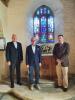 V kostele St. Eval společně s otcem Andrew Turnerem (bývalým kaplanem RAF) a Wing Commanderem Marshallem Kinnearem