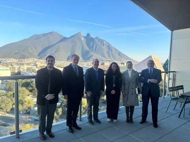 El embajador Tomáš Hart visitó Monterrey: seguridad, innovación y empresas checas