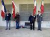 Z ceremonie na vojenském hřbitově La Targette s praporečníky.