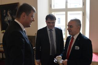 Ministr Petříček a šéf odborů Středula diskutovali o sociálním rozměru zahraniční politiky