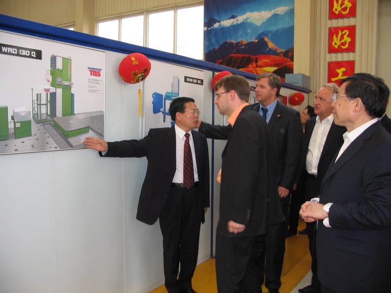 Návštěva ve společném podniku TOS Kunming