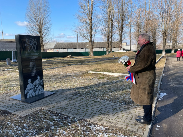 Помнік чэхаславацкім легіянерам у Бабруйску      Мемарыял «Яма» ў Мінску       Помнік яўрэям горада Брно, закатаваным у Мінскім гета      Малы Трасцянец 