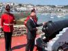 Guernsey - velvyslanec Sečka provedl slavnostní polední výstřel 