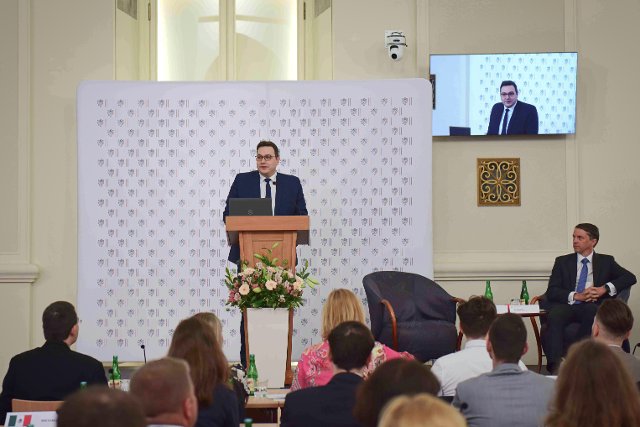 Ministr Lipavski zahájil výroční setkání ekonomických diplomatů a zástupců českých obchodních agentur a českých investičních agentur