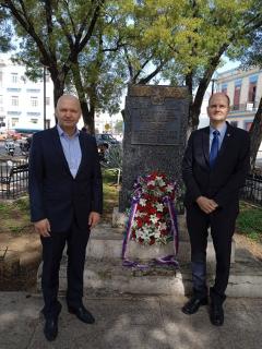 Excmo Sr Petr Kaván (derecha) y Primer Consejero de Alemania Jens Gust (izquierda)