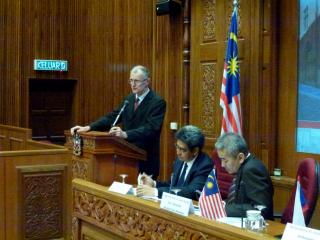  Prof. Jan Skrha, Vice- Rector of the Charles University in Prague at the USM in Penang