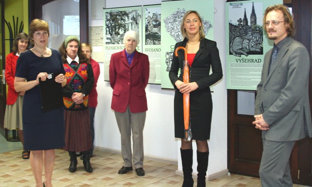 Zahájení výstavy Legendy hradů a zámků ve společenském centru v Júdaži_2