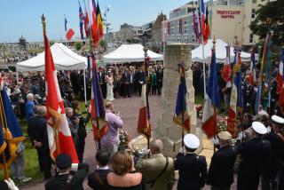 Ceremonie v Dieppe.