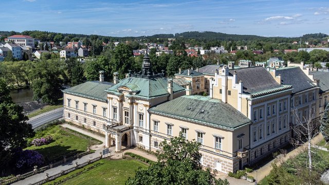 Zámek ve Světlé nad Sázavou