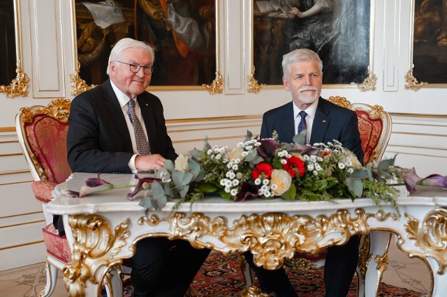 Bundespräsident Steinmeier zu Besuch in Prag