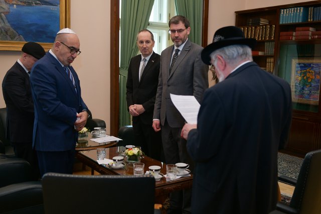 Ministerstvo zahraničí si v Černínském paláci připomnělo oběti holocaustu