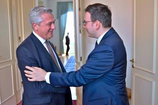 Ministr Lipavský jednal s Vysokým komisařem pro uprchlíky o pomoci ukrajinským občanům