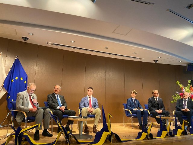 Pannel Discussion