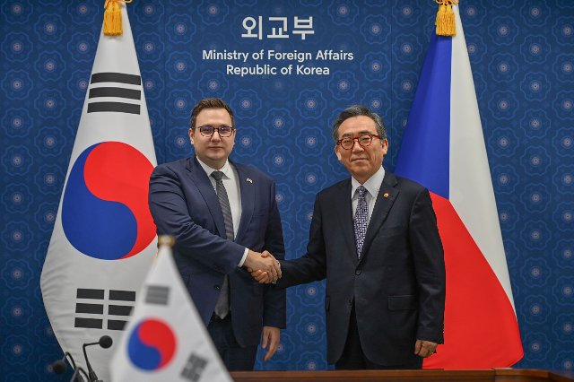 Minister Lipavský Visited South Korea