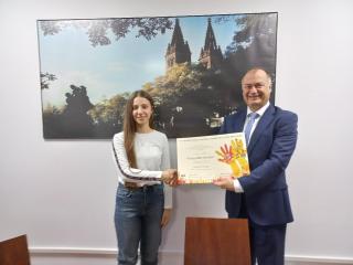 Předání diplomů Mezinárodní dětské výtvarné soutěže Lidice