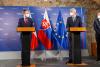 Ministr Kulhánek během své první zahraniční cesty navštívil Slovensko