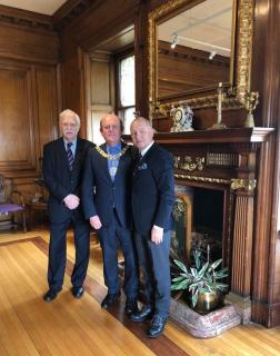 Czech Honorary Consul Paul Millar, Lord Provost of the City of Edinburgh Frank Ross and Ambassador Libor Sečka in the Edinburgh City Hall 