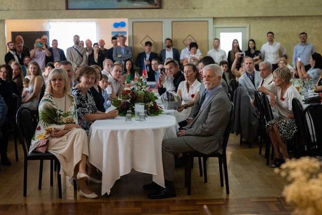 Prezidentský pár Eva a Petr Pavlovi s krajany v Austrálii. 