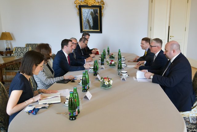 Jednání ministra Petra Macinky a zástupců MZV s představiteli Hospodářské komory