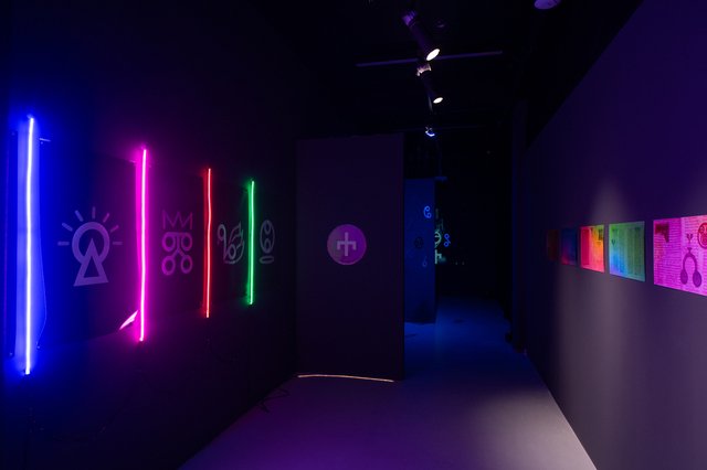 Laze Tripkov: Virtual Poster: Dialogue of Tradition and Technology, Ústí nad Labem House of Arts, Gallery 2, 2025, Curator: Lenka Sýkorová, Photo Credit: Filip Trubač