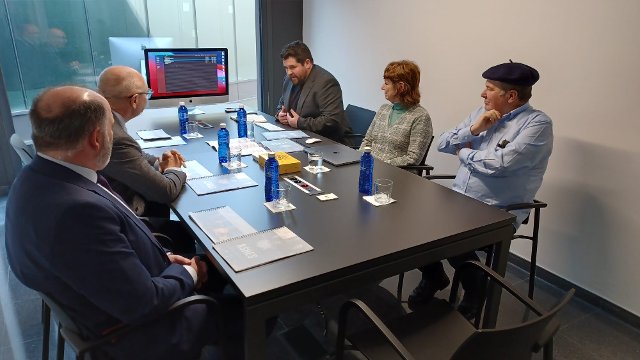 Režisér O. Plaza představil práci na dokumentárním filmu "Popel"