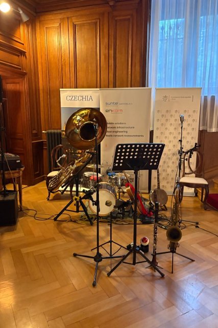 Velvyslanectví ČR v Bernu uspořádalo recepci ke státnímu svátku