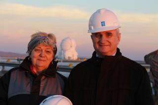 Presidente del Senado y su esposa en Paranal 