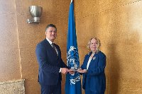 Ambassador Beran presenting his credentials to UNOG Director-General