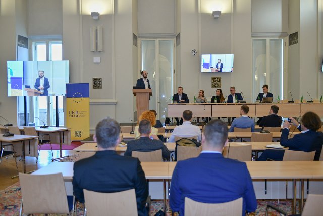 Zasedání Ukrajinsko-České obchodní komory v Černínském paláci